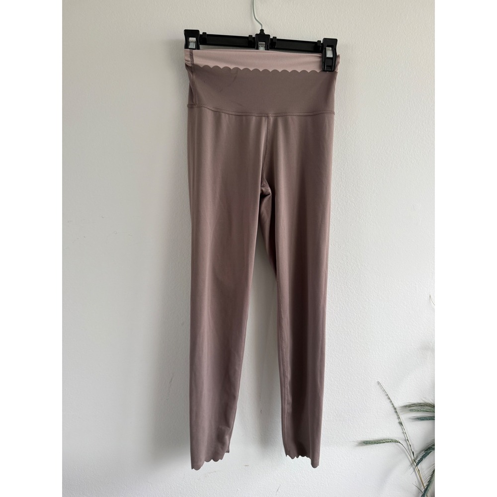 Aerie Offline Real Me High Waisted Leggings Taupe Scalloped Hem Size M